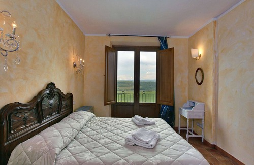 Castel del Piano Other | Experience Belvilla by OYO Era una Volta with Pool & Breakfast