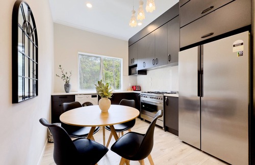 Greenhithe House | Enchanting Two-Bedroom Mini-Castle with Kitchen in Greenhithe
