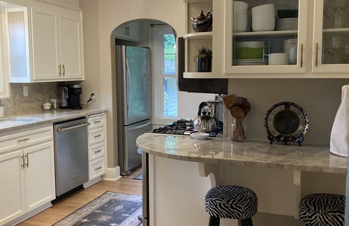 Eugene House | Beautiful 1940s Four-Bedroom Home Near University of Oregon