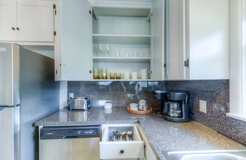 Tulsa House | Updated Midtown Home with Breakfast & Perfect 10/10 Rating