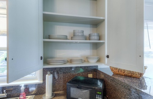 Tulsa House | Updated Midtown Home with Breakfast & Perfect 10/10 Rating