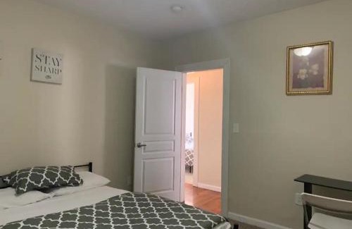 Providence Apartment | Budget-Friendly Urban Apartment Getaway with Kitchen