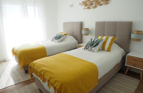 Vale de Parra House | Oceanfront Escape near Golf & Nature Reserve - Rated 9.5