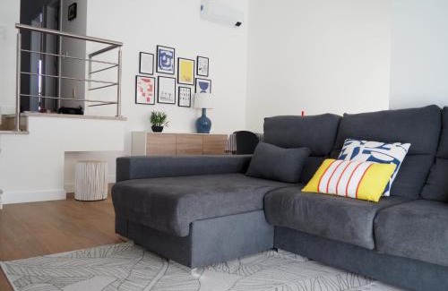 Vale de Parra House | Oceanfront Escape near Golf & Nature Reserve - Rated 9.5