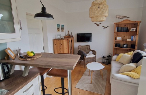 Sehestedt Apartment | Charming vacation apartment in Sehestedt, 2 minutes from the Kiel Canal