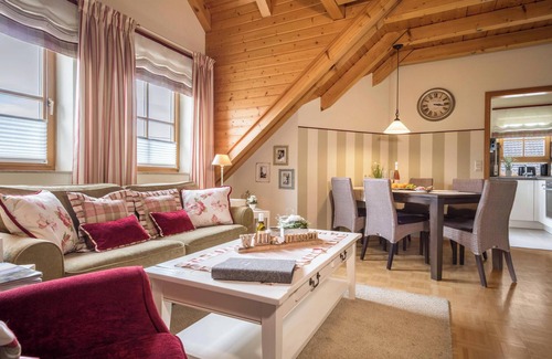 Neufrach Apartment | Inviting Vacation Apartment 5 at Trostelhof with Balcony
