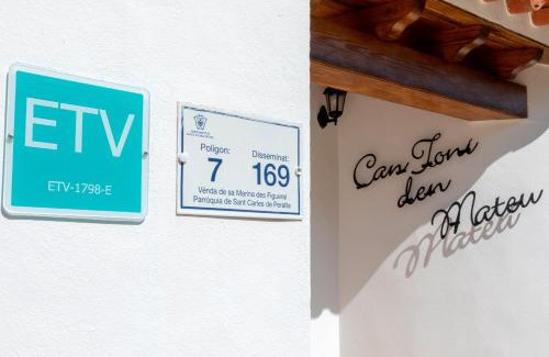 Sant Carles de Peralta Villa | Inviting Can Toni Mateu Villa with Pool and Pet Friendly