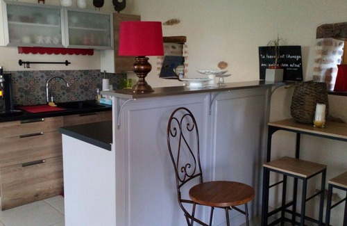 Deneuille-les-Mines Cottage | Inviting Gite Deneuille-les-Mines with Spa & Family Amenities
