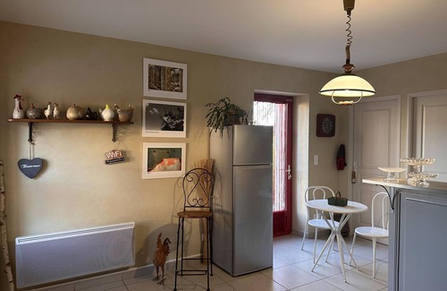 Deneuille-les-Mines Cottage | Inviting Gite Deneuille-les-Mines with Spa & Family Amenities