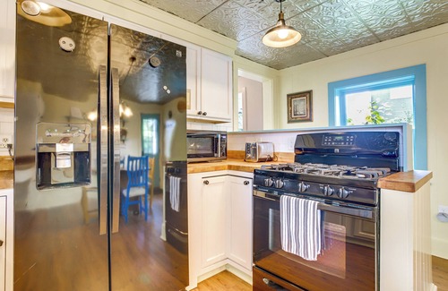 Trappe House | Charming Victorian Farmhouse on Historic Main St