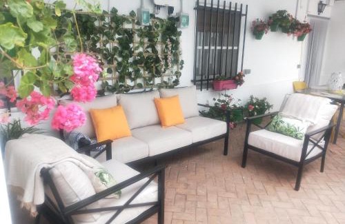 Encinarejo de Cordoba Villa | Modern Villa with Private Pool and Terrace in Encinarejo