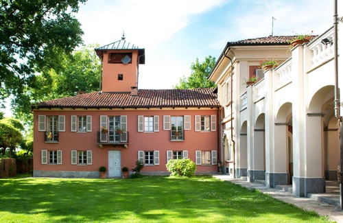 Castello di Annone Villa | Relaxing Villa Retreat in Monferrato Hills with Spa & Hot Tub