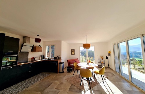 Moncale Villa | Experience Villa Fiore di Machja with Pool & Ocean Views