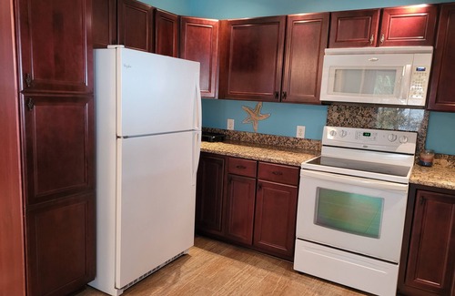 Key Largo Villa | Seaside Villa with Pool and Spa in Gated Community