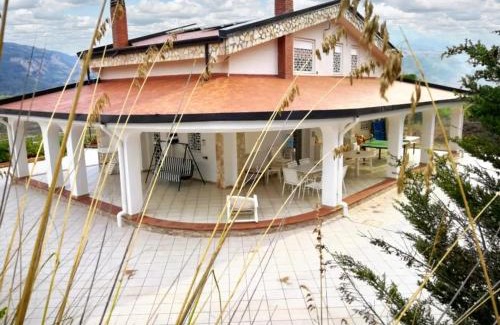 Monreale Villa | Elegant Villa in Monreale with Private Pool & Pet Friendly