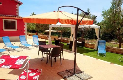 Noto Villa | Enchanting 3-Bedroom Villa with Private Pool in Noto
