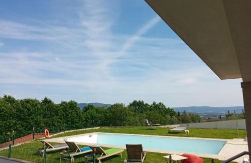 Vila Verde Villa | Discover a 3-Bedroom Villa with Pool & Garden in Sao Miguel