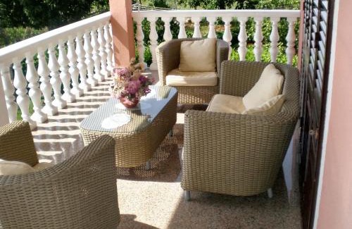 Finida Villa | Elegant Villa in Umag with Private Pool and Garden Retreat