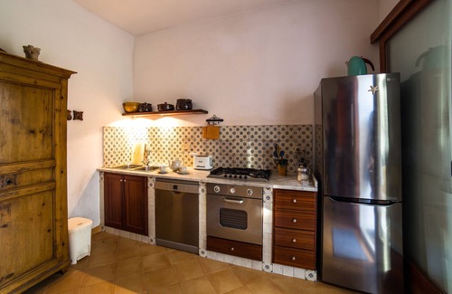 Termini Imerese Villa | Beautiful Oceanfront Villa with Free Wifi and Cooking Class