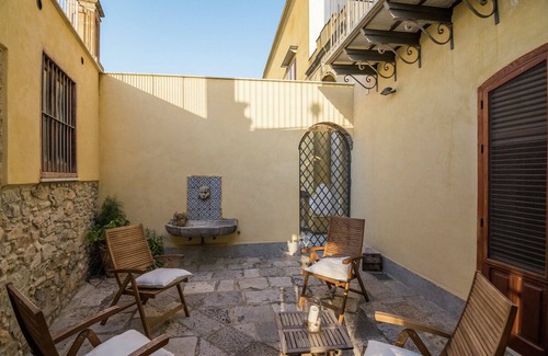 Termini Imerese Villa | Beautiful Oceanfront Villa with Free Wifi and Cooking Class