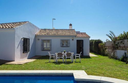 Urbanizacion Marbessa Villa | Seafront Villa with Pool and Hot Tub - Guest Rated 9.4/10