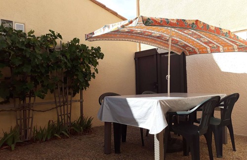 Port Leucate Villa | Villa Port Leucate: Oceanfront Retreat for 6 Guests
