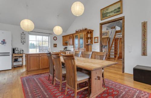 Reykholt House | Relaxing Villa with Hot Tub near Golden Circle - Rated 9.7