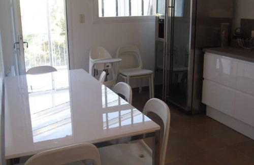 Aubagne House | Idyllic Villa with Pool and Ocean View - Guest Rated 10/10