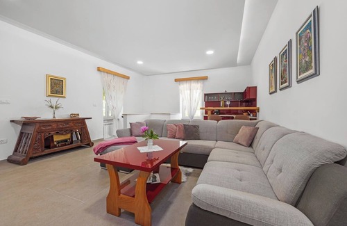 Sveta Nedelja Villa | Charming Villa with Pool