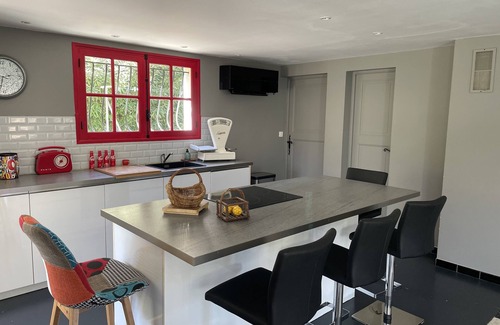 Le Pradet House | Relaxing Villa with Pool Just 10 Minutes from the Coast