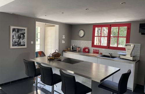 Le Pradet House | Relaxing Villa with Pool Just 10 Minutes from the Coast