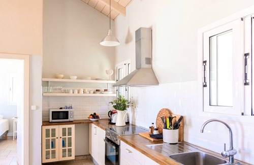 Mpogdanatika House | Villa Kiki - Breathtaking Seaviews & Private Pool Retreat
