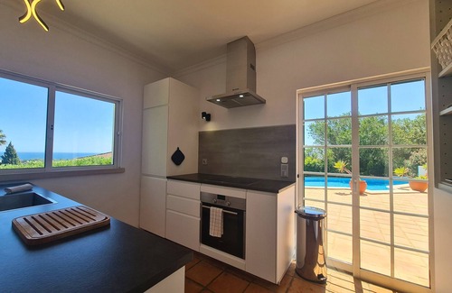 Calicas Villa | Idyllic Villa with Ocean View, Minutes to the Beach