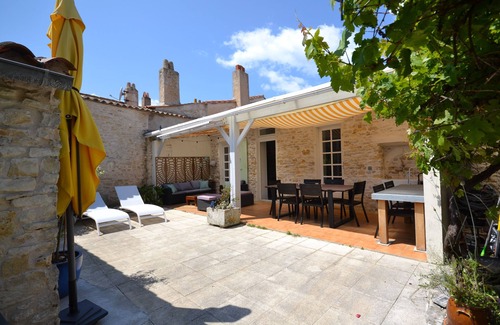 Ars-en-Re House | Idyllic Village House with Ocean View & Spa in Ars-en-Ré