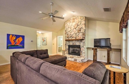 Earleton House | Perfect Waldo Getaway with Child-Friendly Amenities!