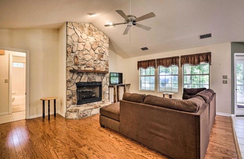 Earleton House | Perfect Waldo Getaway with Child-Friendly Amenities!