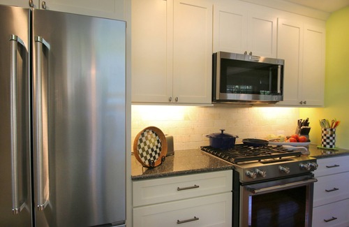 Safety Harbor House | Exceptional Downtown Bungalow: The Blue Heron Awaits