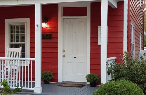 New Bern House | Tranquil Historic Home in Downtown New Bern - Guest Rated 10/10