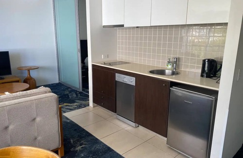 Cairns Apartment | Charming Waterfront Apartment