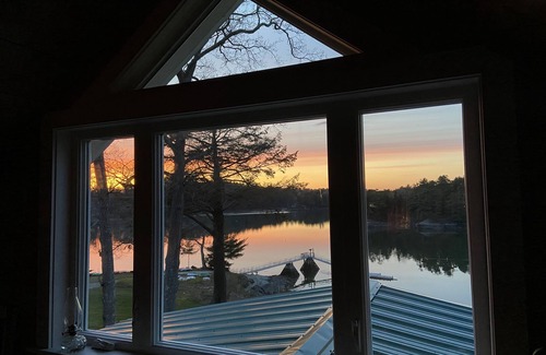Sebascodegan Island House | Pet-Friendly Waterfront Bungalow with 10/10 Guest Rating
