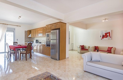 South Rhodes Villa | Beautiful Waterfront Villa in South Rhodes with Pool & Ocean View
