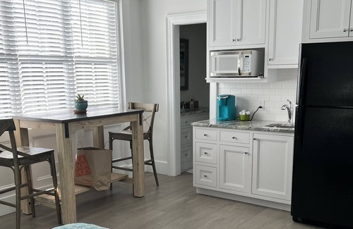 Olde Town Apartment | Charming Wharf street garage apartment In Old Twn Bluffton