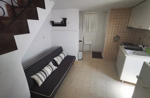 Lefkes Apartment | Charming White House Retreat with Balcony in Paros Lefkes