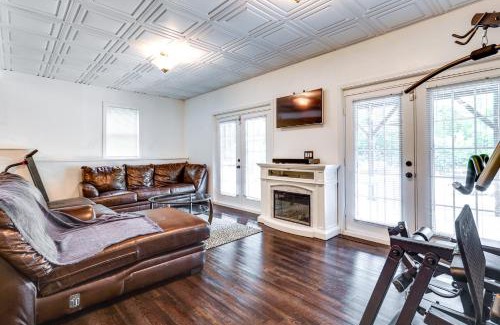 Worcester House | Relaxing Worcester Retreat with Private Pool for Families