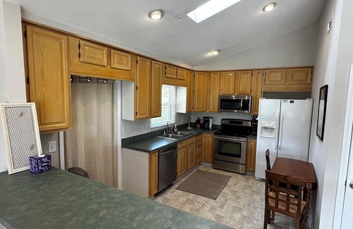 Parmele Isle Cottage | Cozy Wrightsville Beach Oceanfront Cottage with Spa & Views
