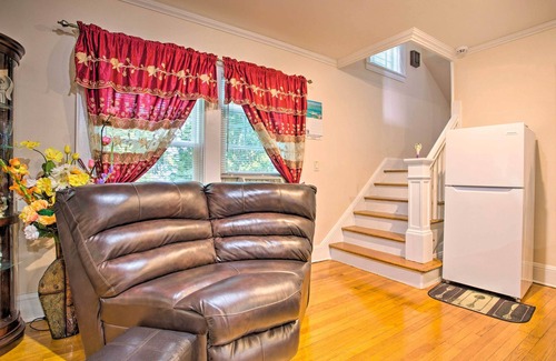 Park Hill House | Inviting Yonkers Retreat - Close to Central Park, Spa & More!
