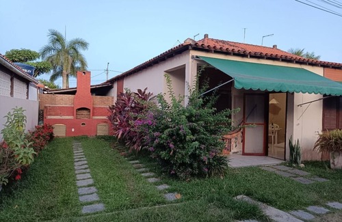 Jacone House | Cozy Hotel with Great Internet, Pet and Child Friendly