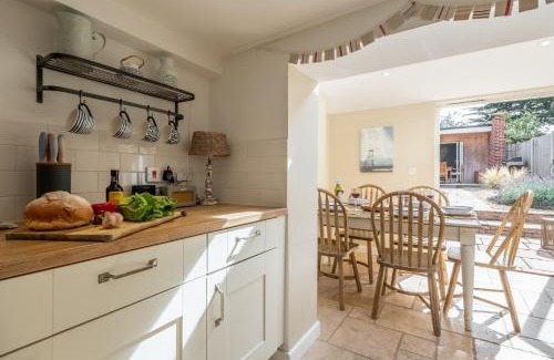 Burnham Market House | Family-Friendly Retreat at Charnwood Cottage