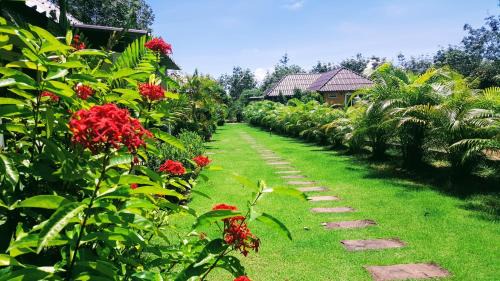 Khuekkhak House | Guest Rated 8.9/10 at CharPoot Cottage Khao Lak
