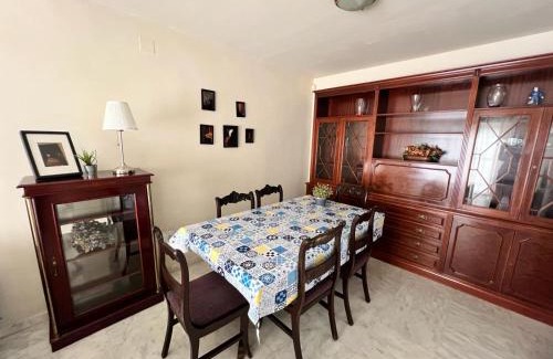 Valdelagrana House | Family-Friendly Retreat at Charran Valdelagrana 12